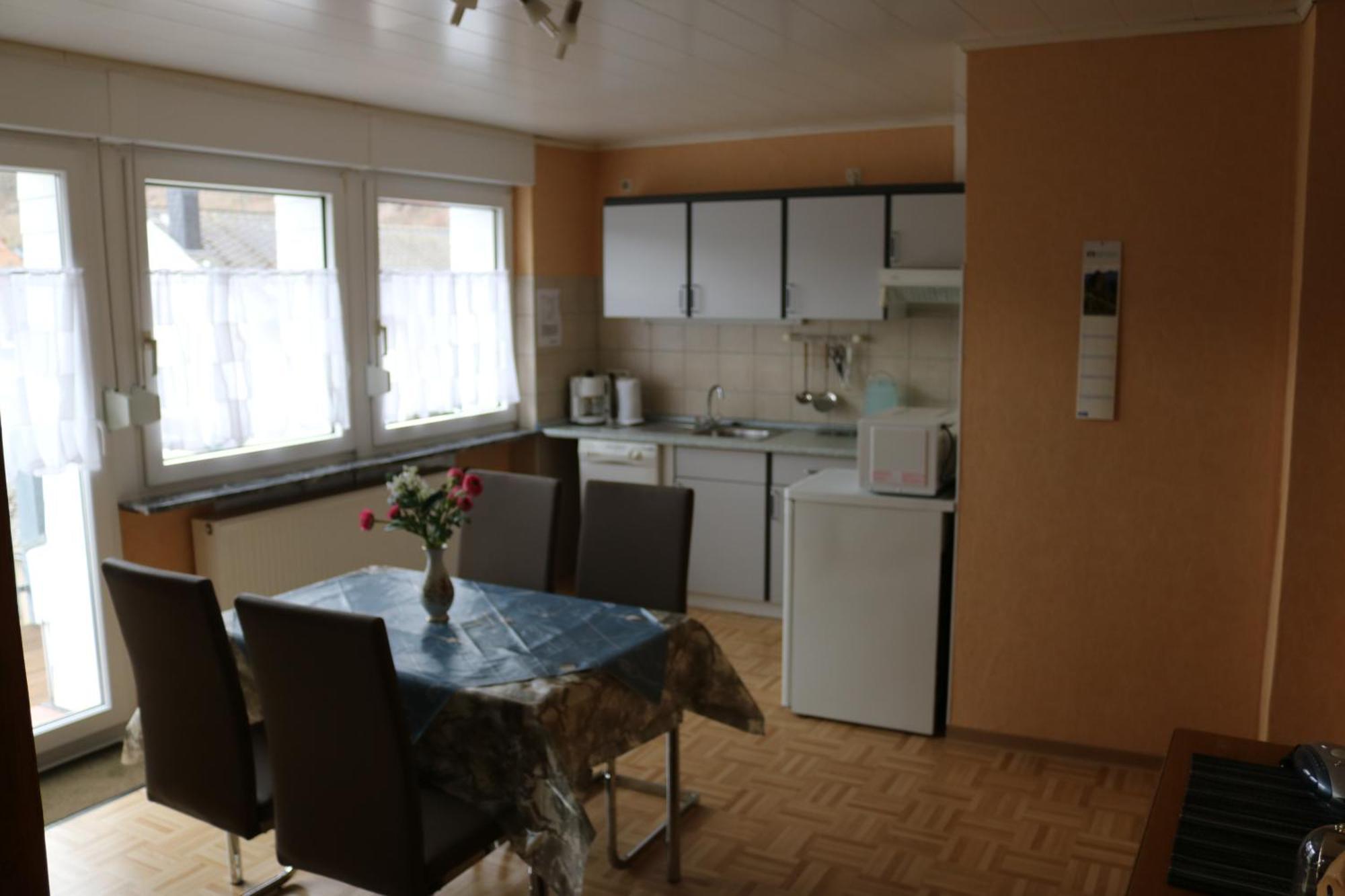 Ferienwohnungen Und Appartements - Haus Budinger Alf Zewnętrze zdjęcie