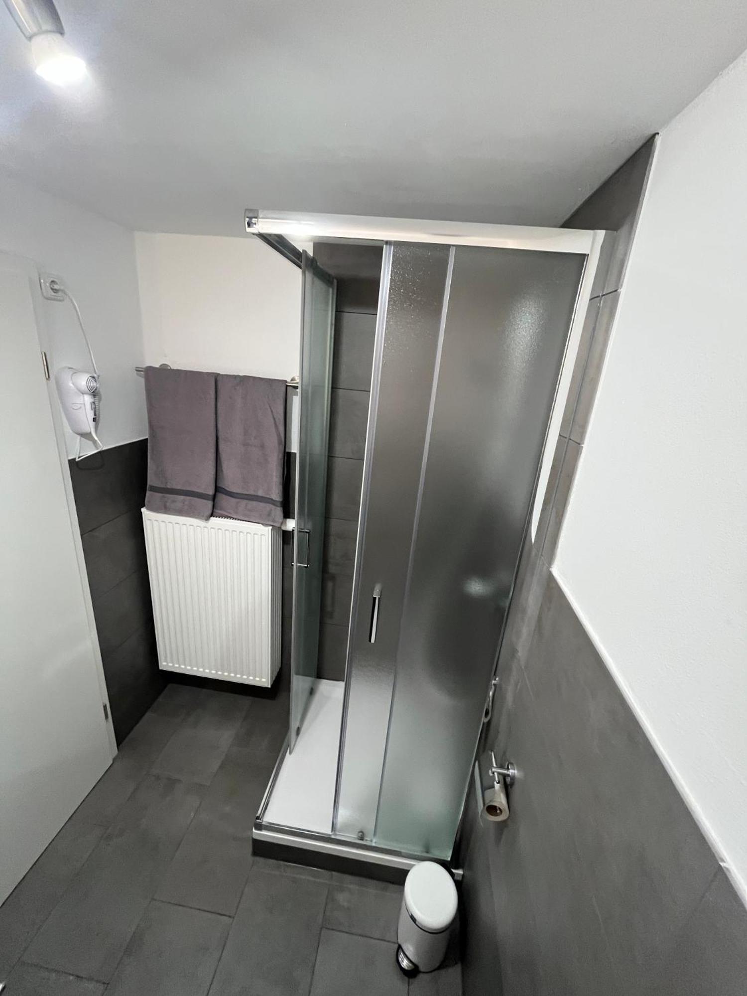 Ferienwohnungen Und Appartements - Haus Budinger Alf Zewnętrze zdjęcie