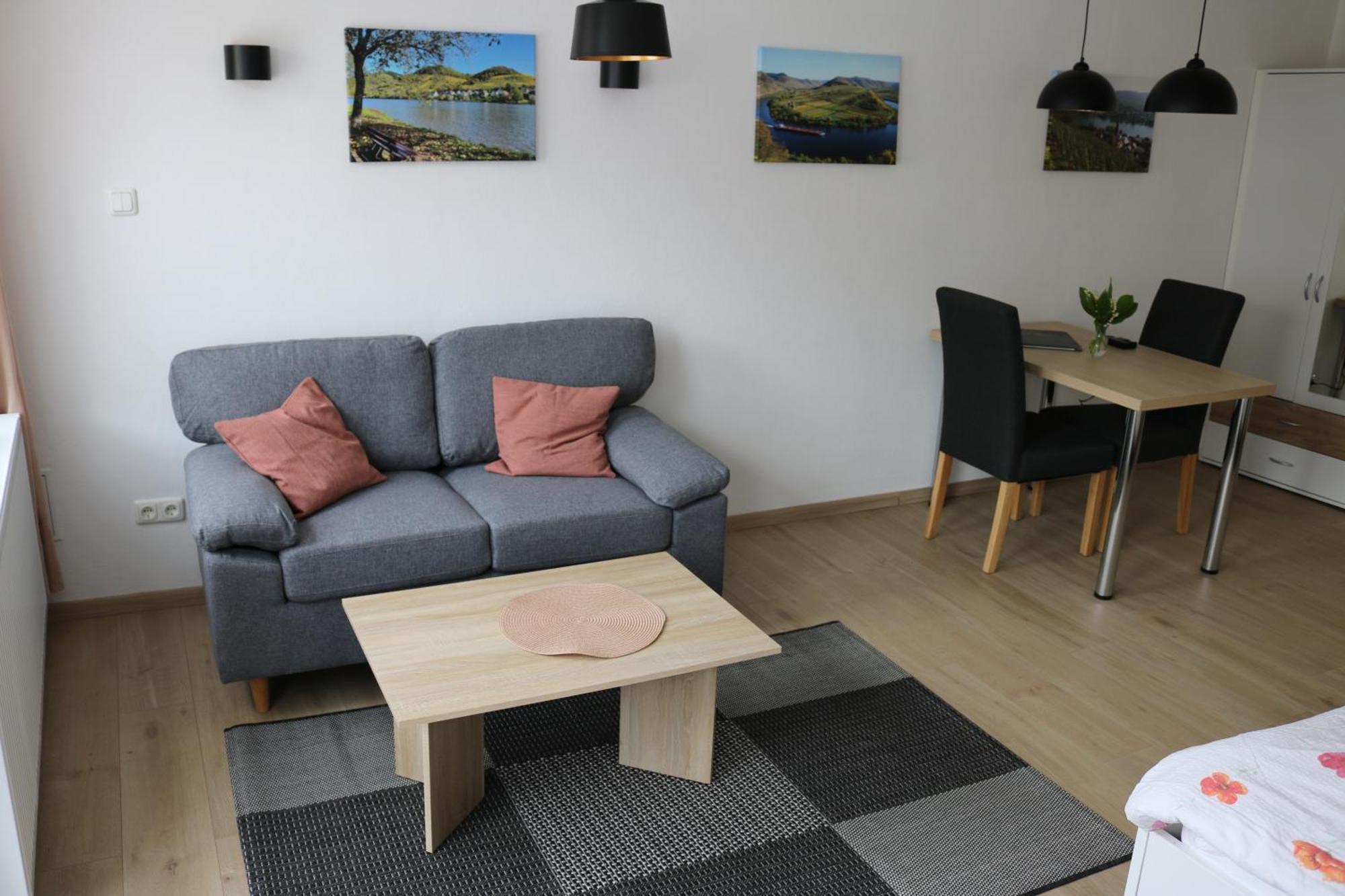 Ferienwohnungen Und Appartements - Haus Budinger Alf Zewnętrze zdjęcie